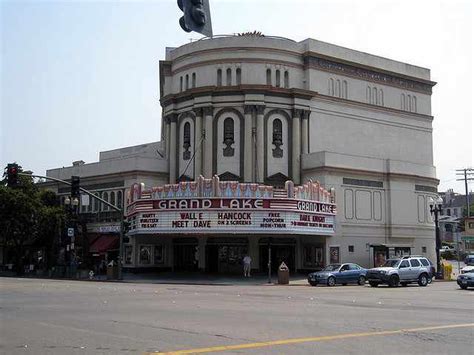 4186 Piedmont Avenue. . Movie theater showtimes in oakland california